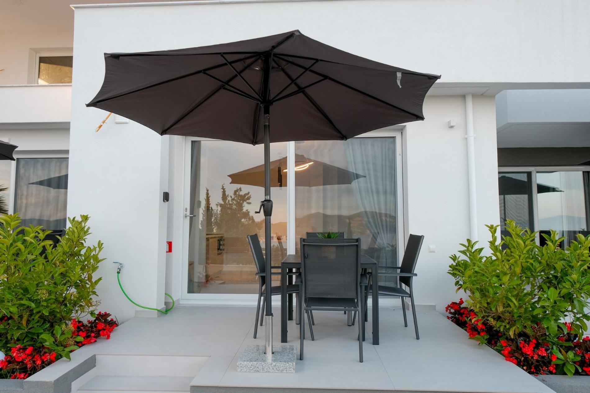 Aquarama Suites Nea Iraklitsa ภายนอก รูปภาพ