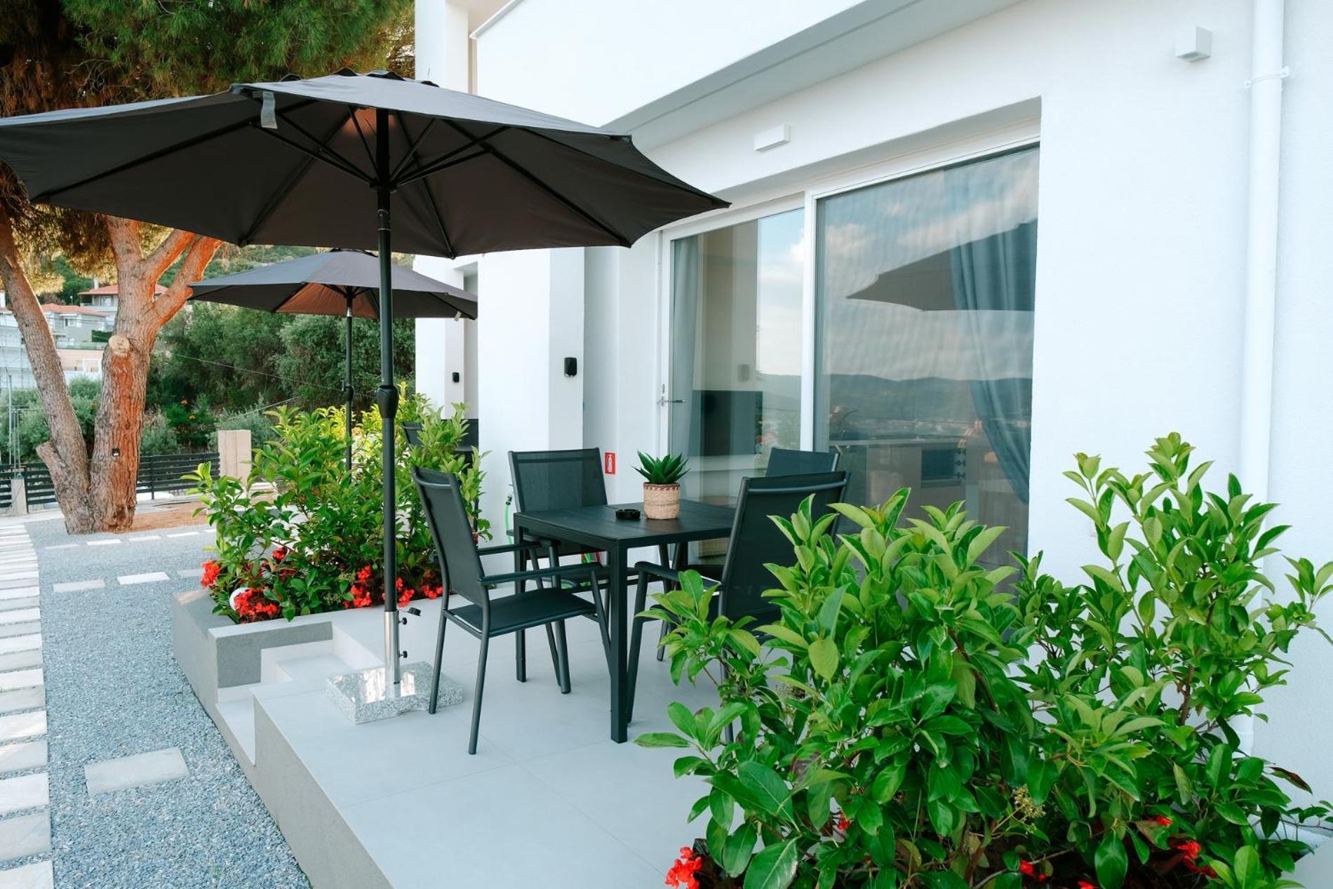 Aquarama Suites Nea Iraklitsa ภายนอก รูปภาพ