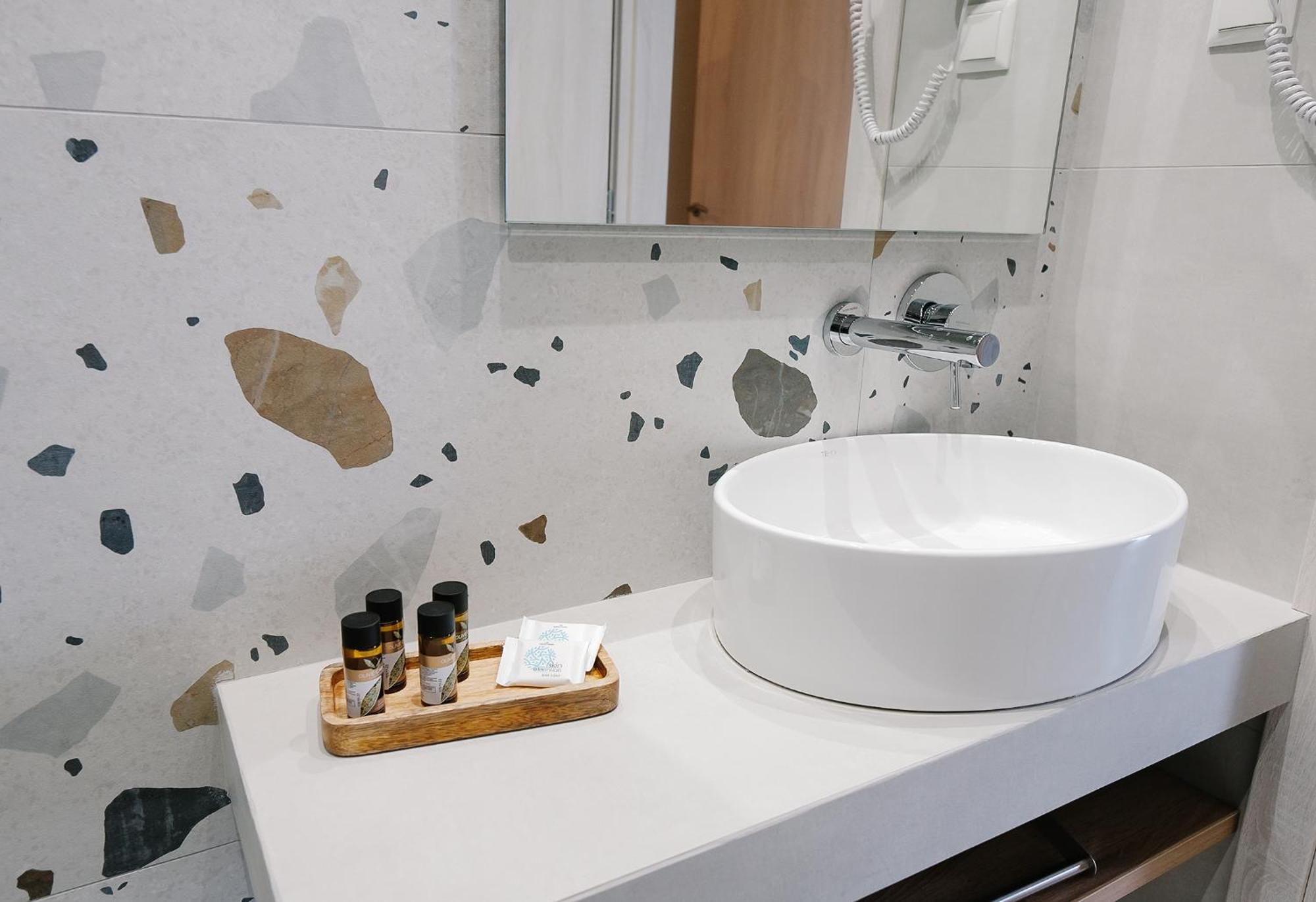 Aquarama Suites Nea Iraklitsa ภายนอก รูปภาพ
